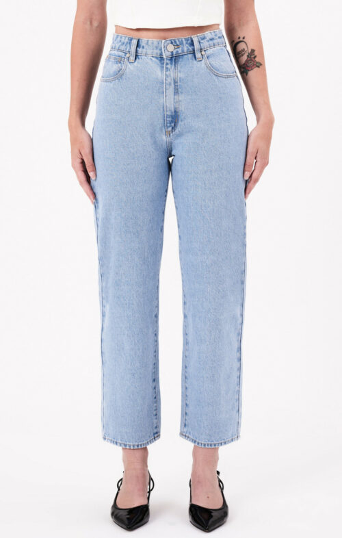 ABRAND VENICE STRAIGHT JEAN KENDALL