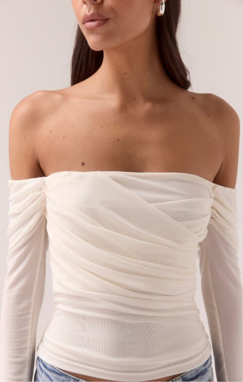 SOVERE MYRIAD OFF SHOULDER TOP COCONUT