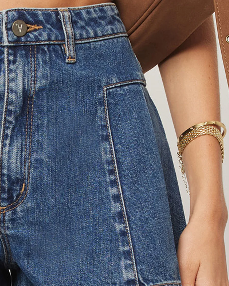 ABRAND 94 PLEATED SHORT BELLA