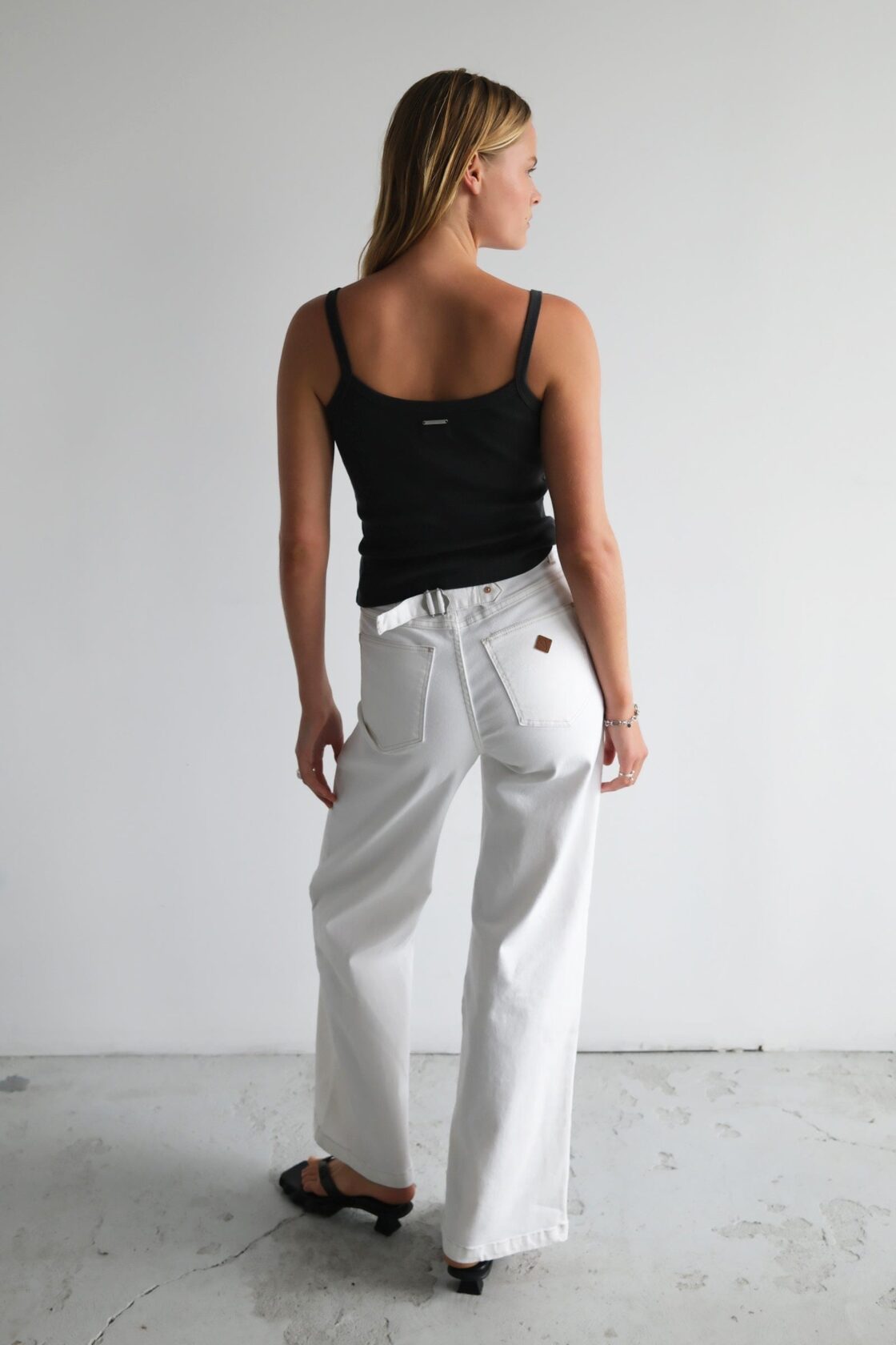 ABRAND 94 WIDE WESTERN WHITE JEANS
